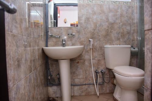 Коломбо: Hotel Lavendra Colombo