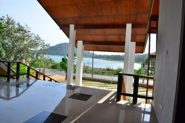 Гиритале: Agbo Hotel