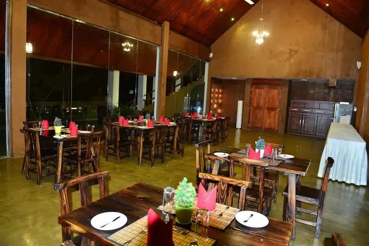 Гиритале: Agbo Hotel