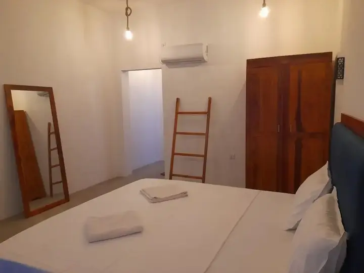 Аругам-Бэй: Surf Gangs Hotel