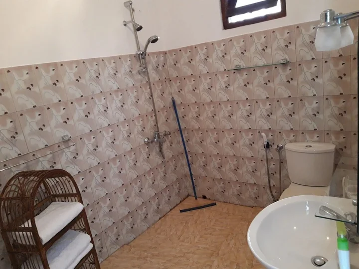 Унаватуна: Sunil Garden Guesthouse Coffee and More
