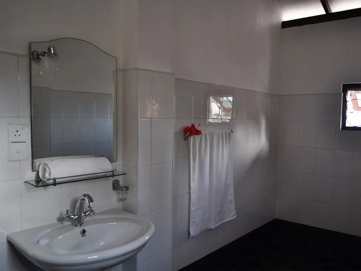 Унаватуна: Sunil Garden Guesthouse Coffee and More