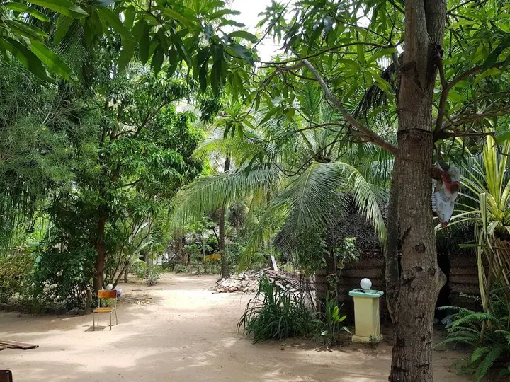 Аругам-Бэй: Star Hotel Arugambay