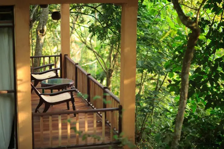 Унаватуна: Epic Jungle Village