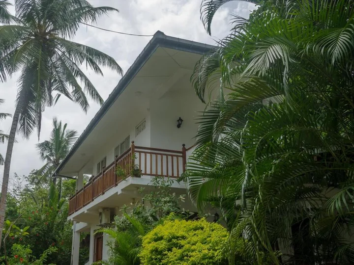 Унаватуна: Unawatuna Apartments