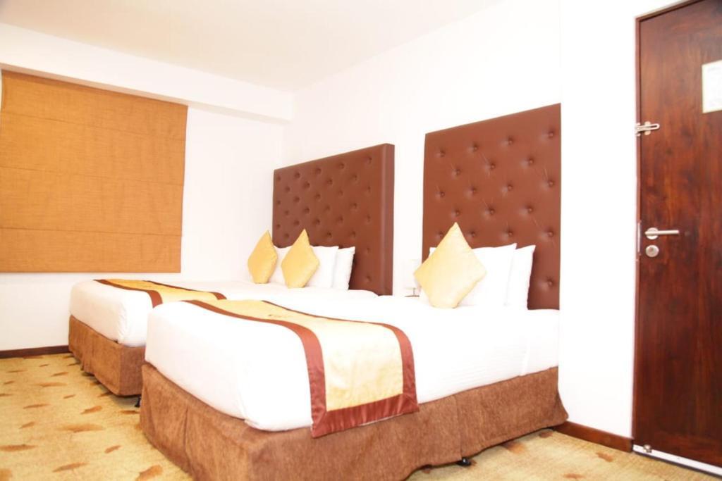 Коломбо: City Hotel Colombo 02