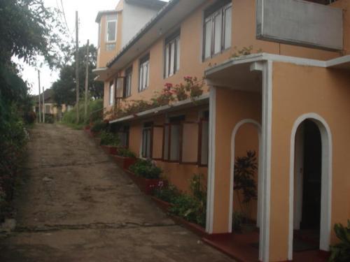 Mountview Holiday Inn - Bandarawela City — фото 1