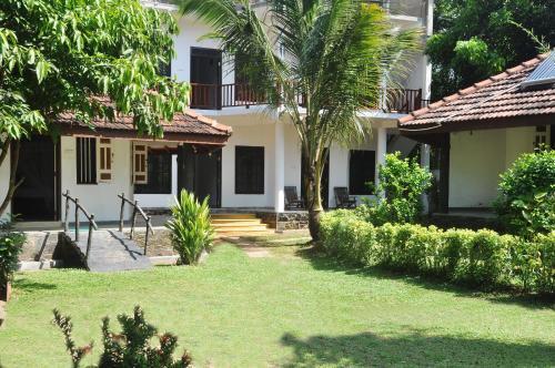 Ахангама: New Surf Paradise Bungalow