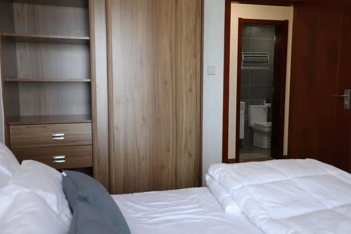 Коломбо: Impeccable 2-bed Apartment in Astoria- Colombo 3