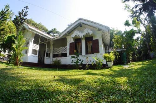 Хиккадува: The Villa