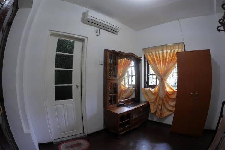 Хиккадува: The Villa