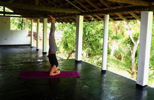 Ахангама: Siri medura surf yoga meditation guesthouse and hostel
