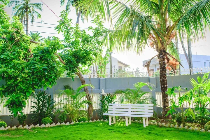 Гора Lavinia: White House Mount Lavinia
