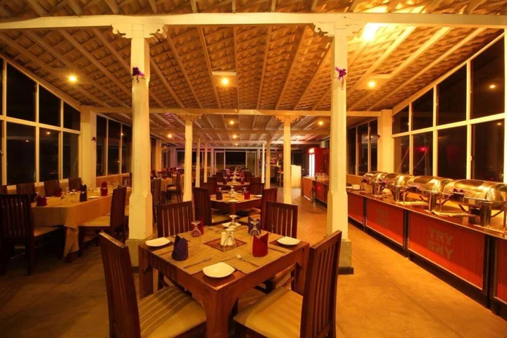 Унаватуна: Отель Rock Fort Hotel