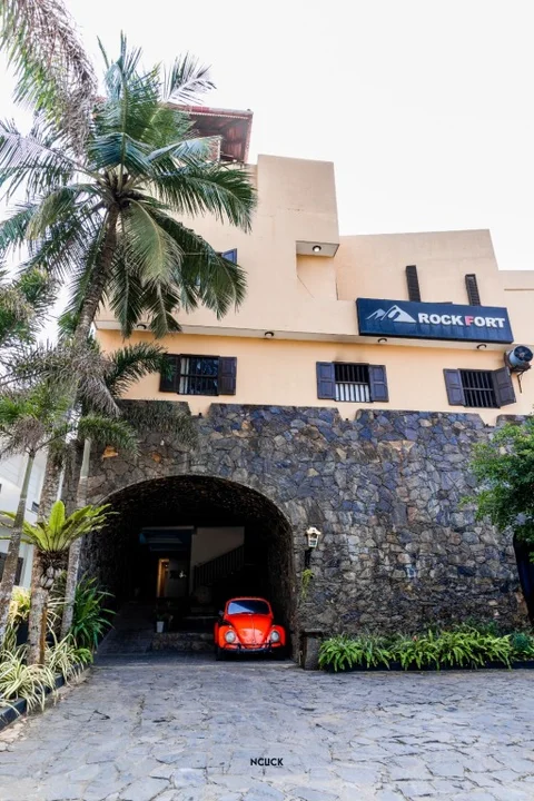 Унаватуна: Отель Rock Fort Hotel