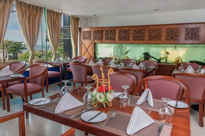 Коломбо: Global Towers Hotel & Suites