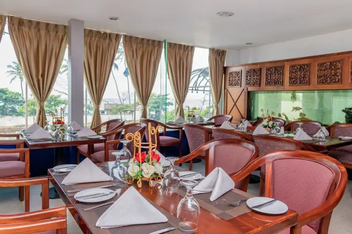 Коломбо: Global Towers Hotel & Suites