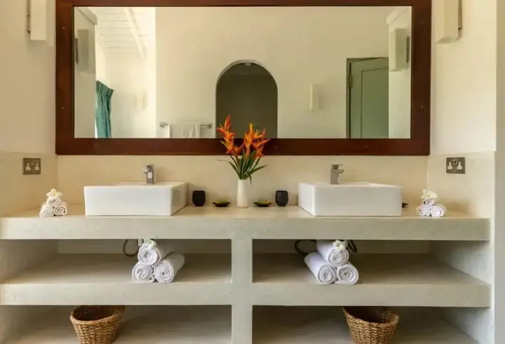 Ахангама: Beautifully Renovated Family Village House Within Walking Distance To The Beach