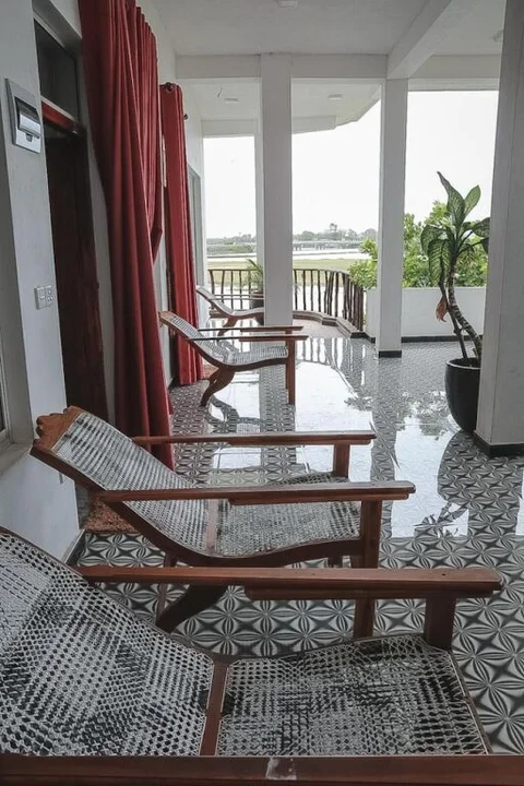 Аругам-Бэй: Sunset view beach hotel