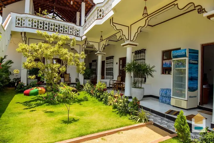 Sunset view beach hotel — фото 1
