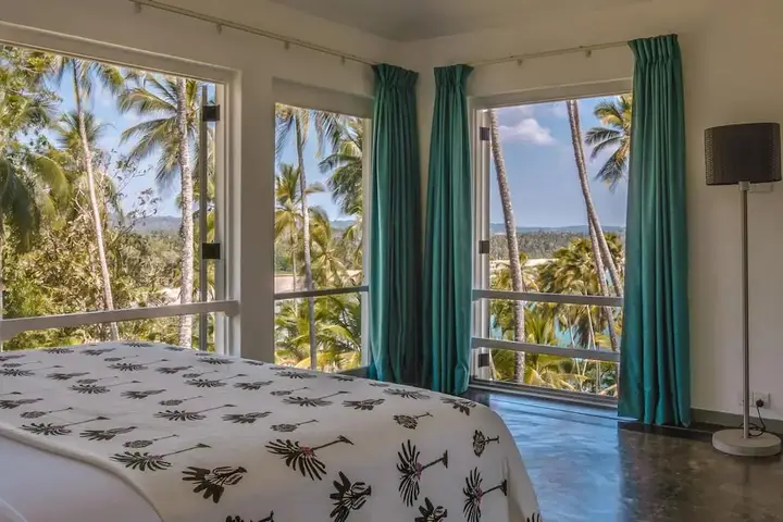 Spectacular Hilltop Beach Villa Located Next To A Surf Break — фото 2