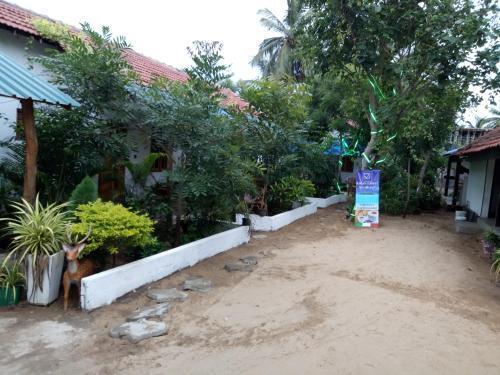 Аругам-Бэй: Comfort Beach Hotel