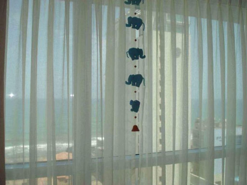 Коломбо: Sea View Monarch Apartment located within Cinnamon Grand Hotel Complex