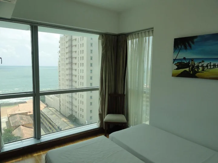 Коломбо: Sea View Monarch Apartment located within Cinnamon Grand Hotel Complex