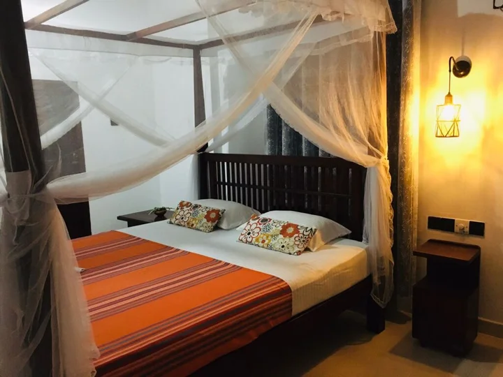 Амбалангода: Villa Sathis