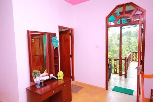 Элла: Yoho Tea Forest Lodge