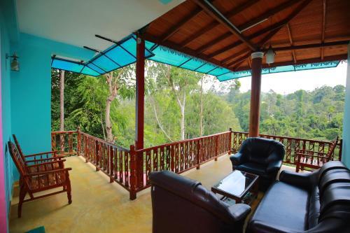 Элла: Yoho Tea Forest Lodge