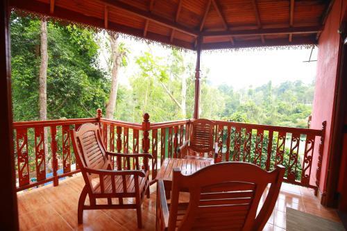 Элла: Yoho Tea Forest Lodge
