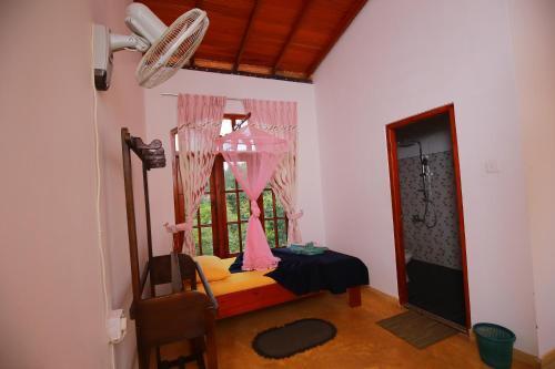 Элла: Yoho Tea Forest Lodge