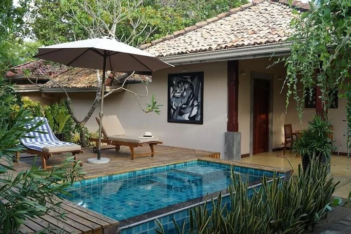 Киринда: Nikara Luxury Beach House