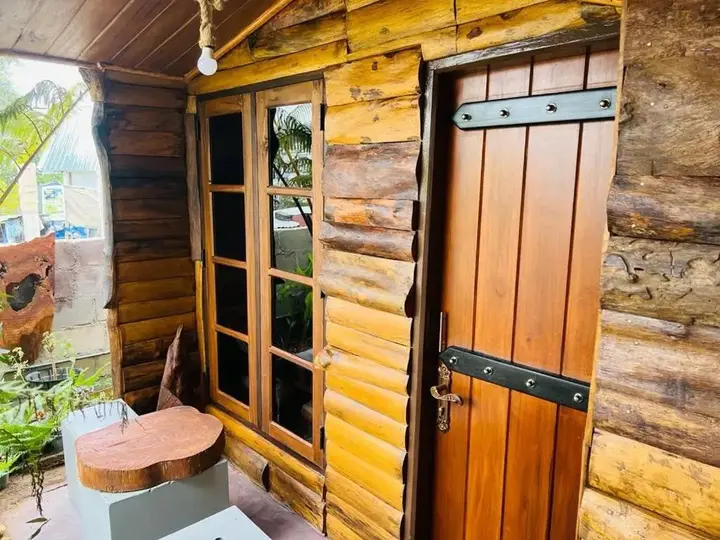 Нувара-Элия: 20/20 wood cabana