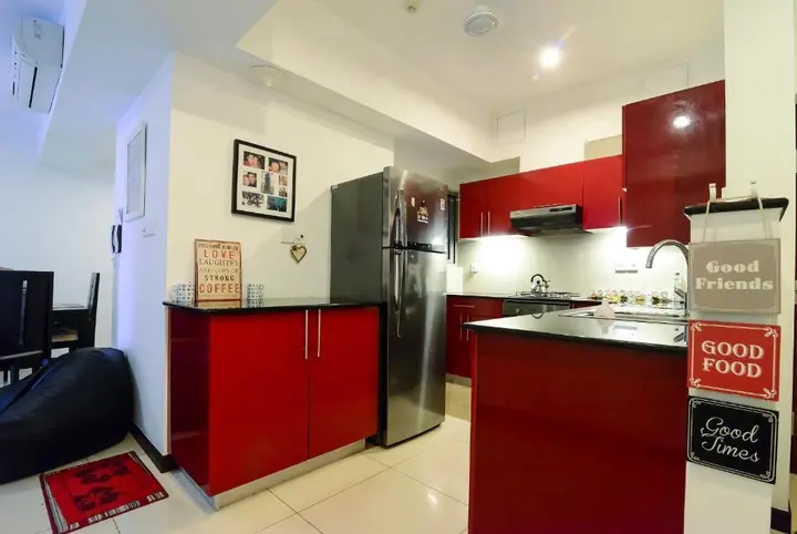 Коломбо: On 320 Apartment
