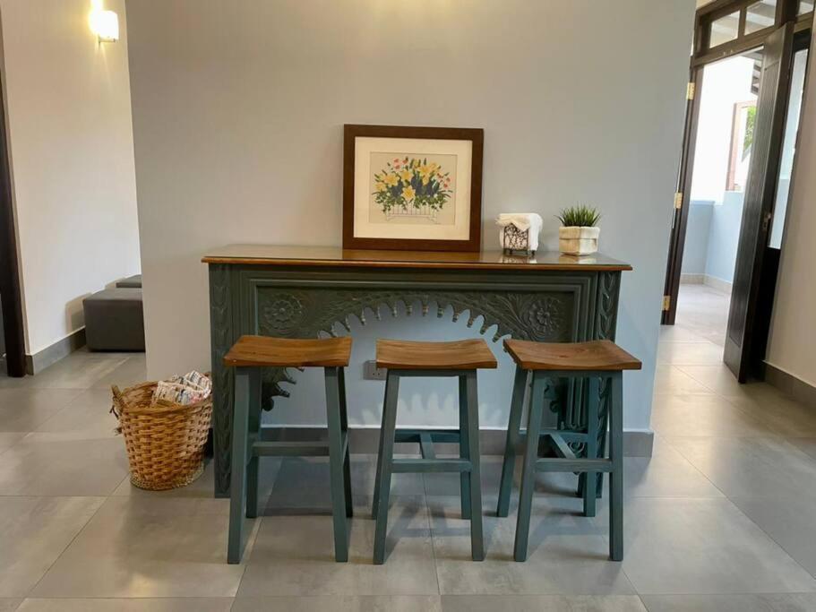 Панадура: Lovely 2-bedroom holiday home with free parking.