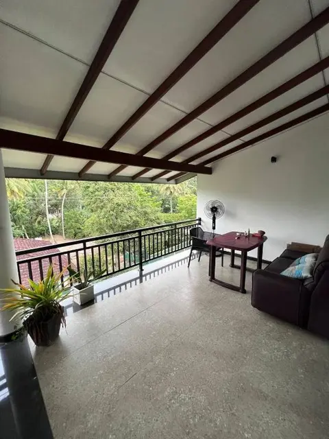 Полватумодара: Neenfea residence