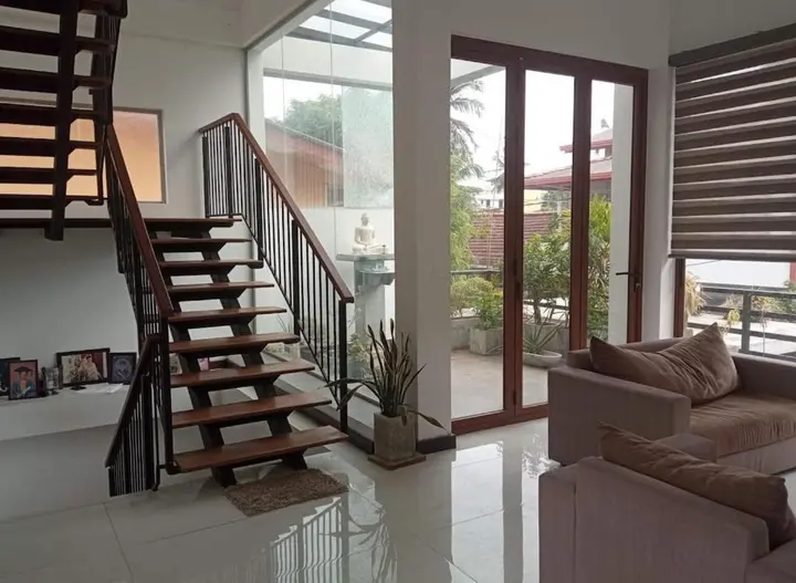 Валгама: Adams villa