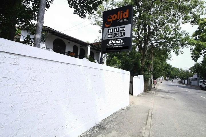 Коломбо: Yoho Solid Hotel Colombo 05