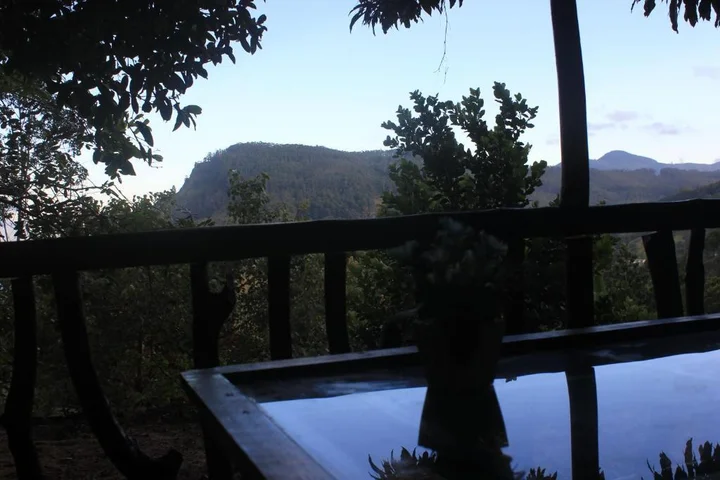 Элла: Aji's Place in Ella