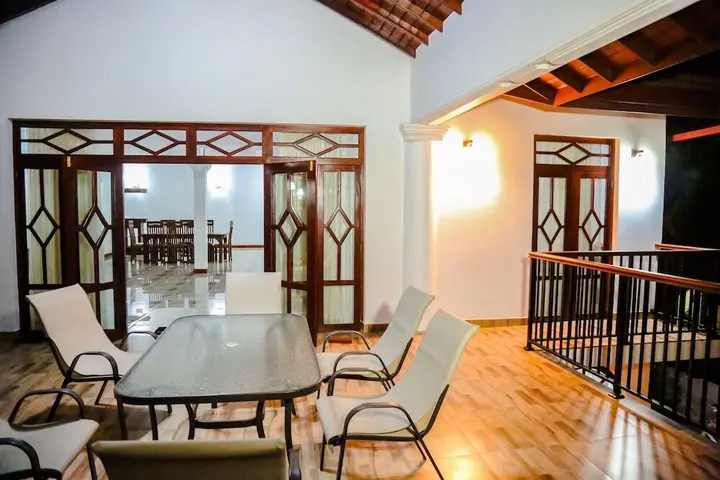 Катунаяке: Lihini Scandic Bungalow