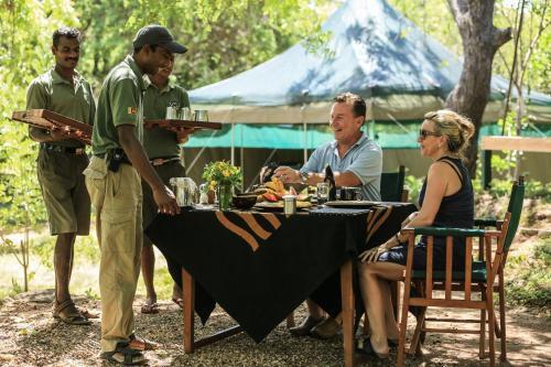 Киринда: Kulu Safaris - All Inclusive