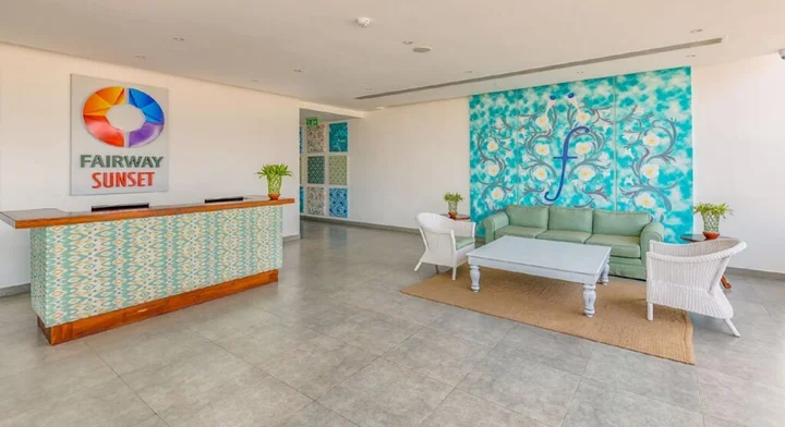 Унаватуна: Blue Beach Galle
