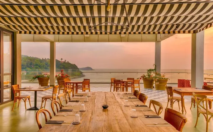 Унаватуна: Blue Beach Galle