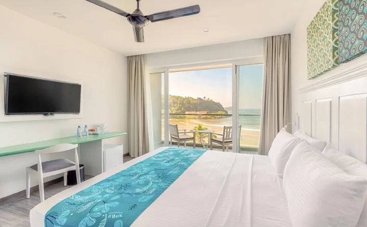 Унаватуна: Blue Beach Galle