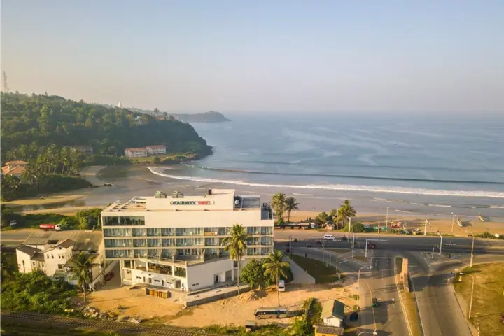Унаватуна: Blue Beach Galle