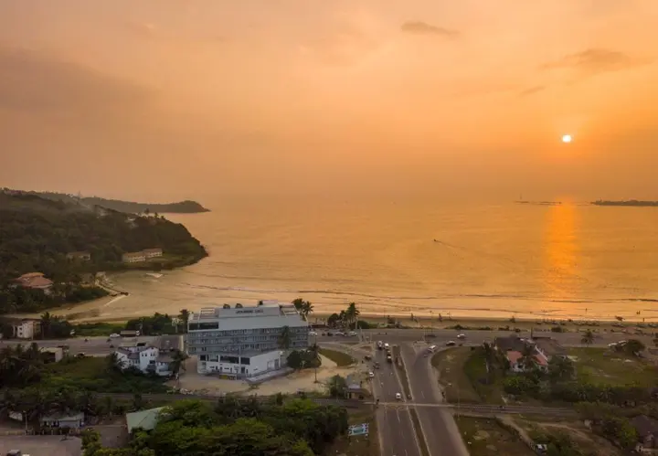 Унаватуна: Blue Beach Galle