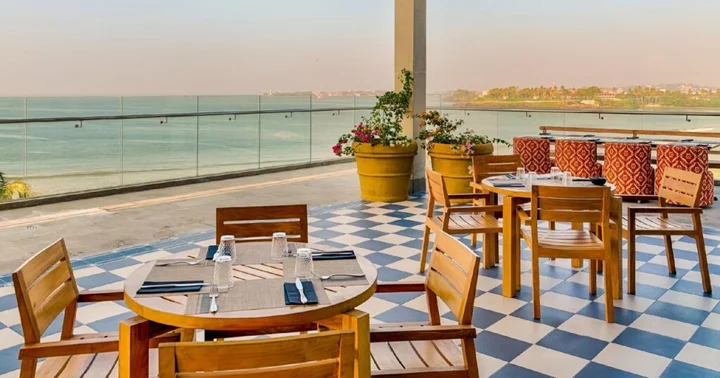 Унаватуна: Blue Beach Galle