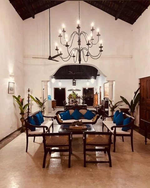 Балапития: Villa386